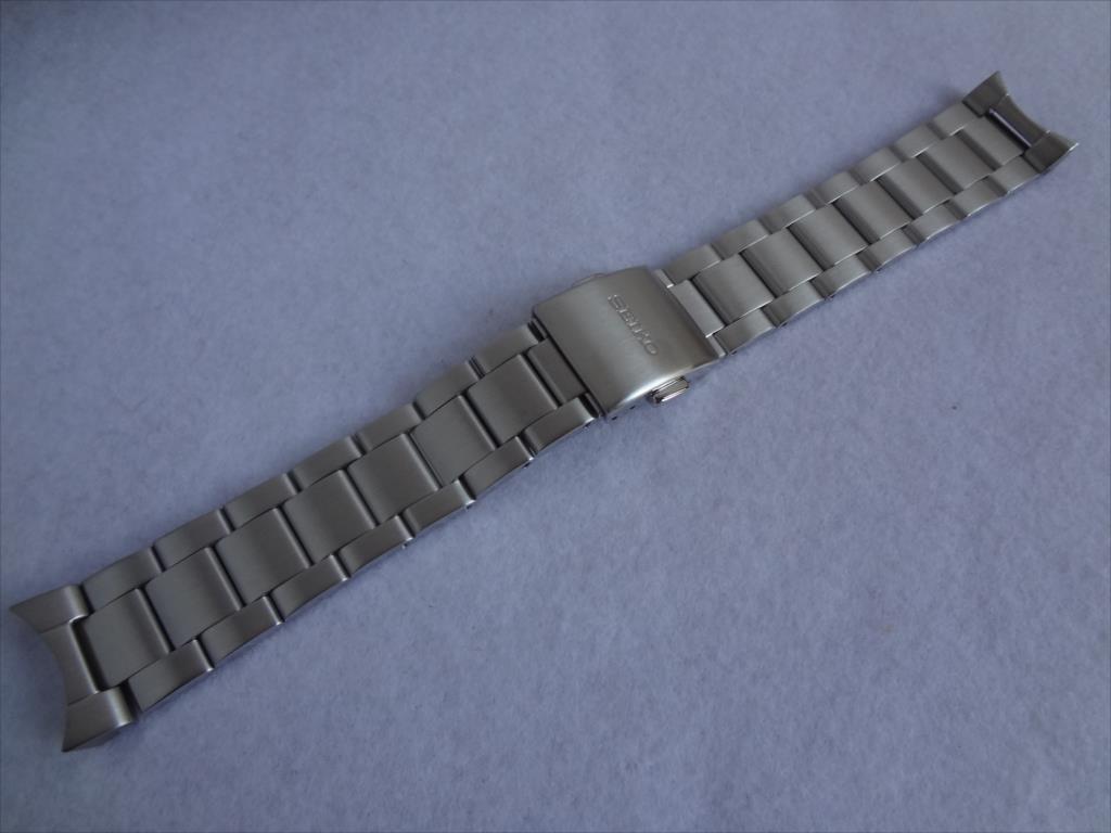 【海外限定】 SEIKO 純正 ステンレスベルト 腕時計 20mm 用 SARW015 SARG003 SARG001 , 6R15-02N0 バンド ベルト、ブレスレット 【海外限定】 SEIKO 純正 ステンレスベルト 腕時計 20mm 用 SARW015 SARG003 SARG001 , 6R15-02N0 バンド ベルト、ブレスレット