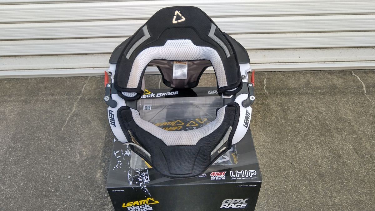 LEATT リアット ネックブレース ネックプロテクションシステムブレス