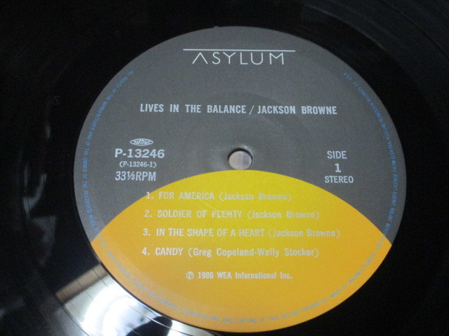 ジャクソン・ブラウン Jackson Browne ライヴズ・イン・ザ・バランス LIVES IN THE BALANCE 国内 LP 帯付き 美盤 スティーヴ・ルカサー_画像3