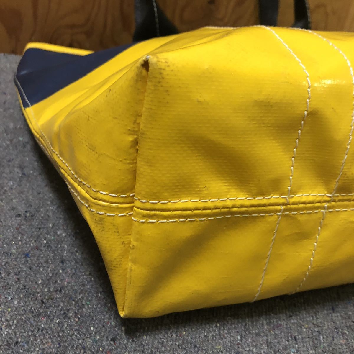 Yahoo!オークション - FREITAG F72 DONNAドナ フライターグ Yahoo!オークション - FREITAG F72 DONNAドナ フライターグ