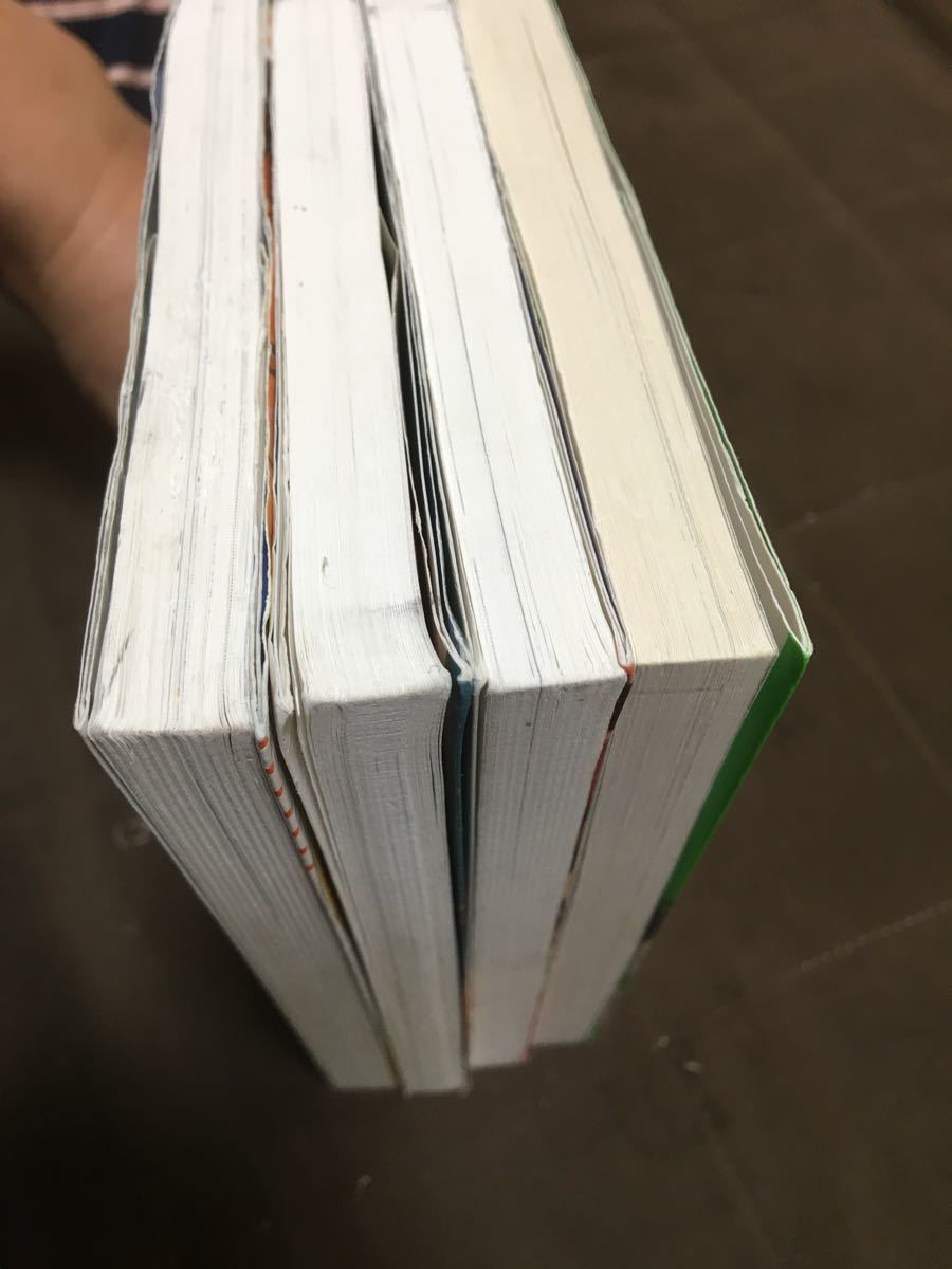 【値下げ対応有・中古品にご理解頂ける方へ】12歳。×3冊、四つ子ぐらし×1冊のセット