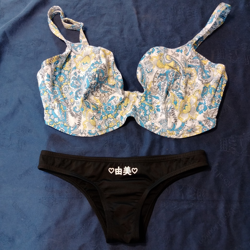 美品】3点 ビーチバレーユニフォーム YU スポーツ別 美品】3点 ビーチバレーユニフォーム YU スポーツ別