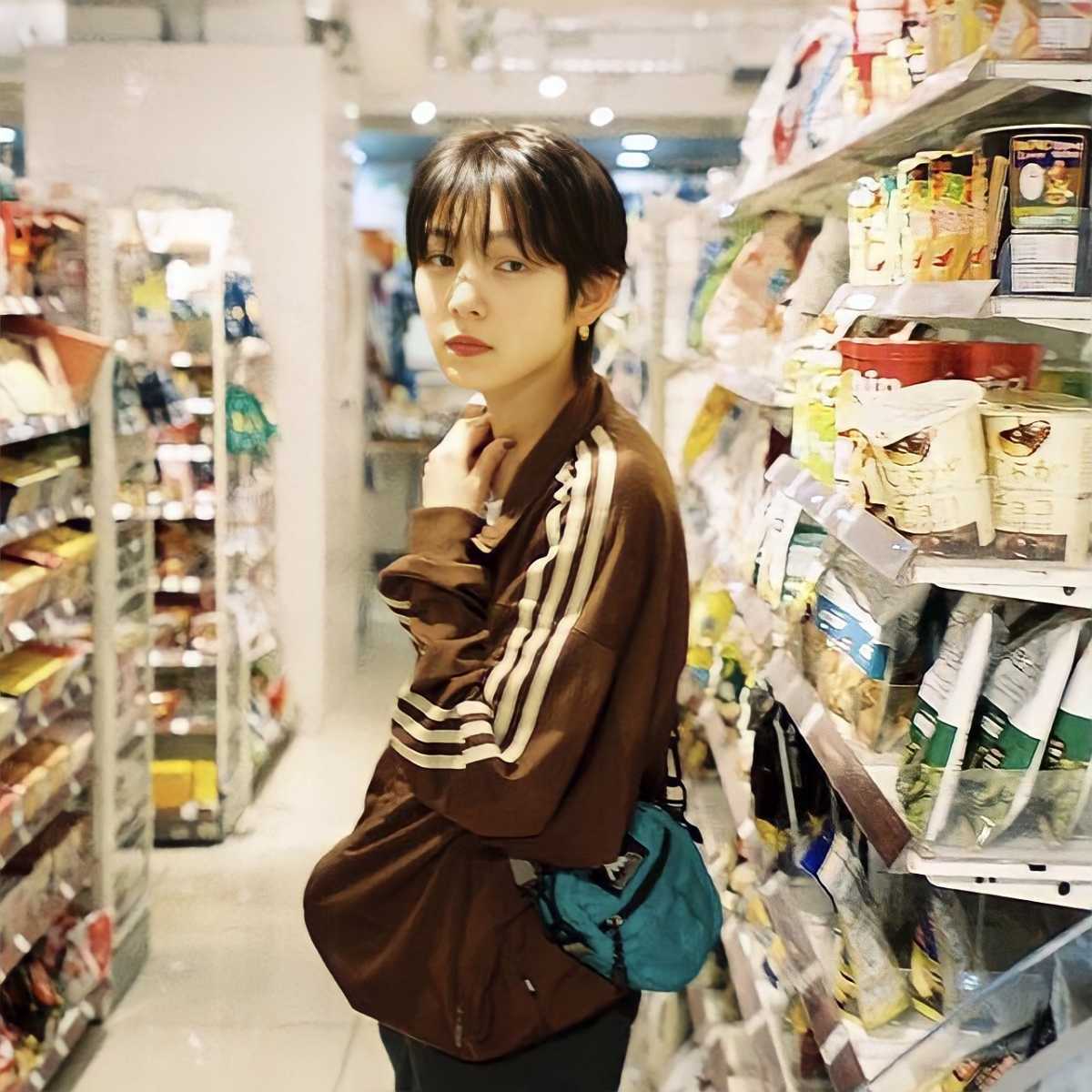 在原みゆ紀 5XL adidas アディダス ブラウン ベージュ 茶 Brown Beige ジャージ 古着 ヴィンテージ トレフォイル  トラックジャケット 上着