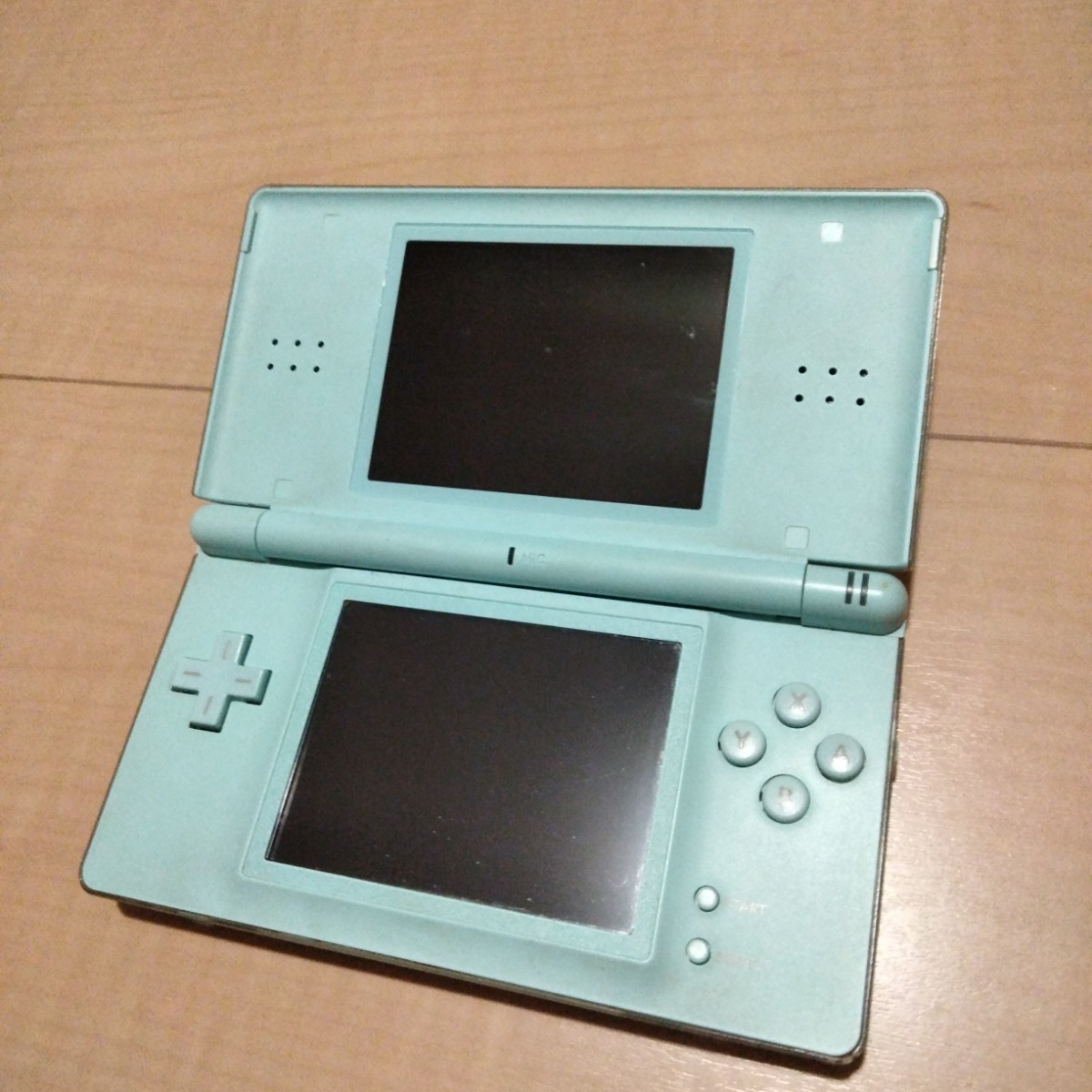 ニンテンドー DS Lite 水色本体+充電器 おまけソフトあり28