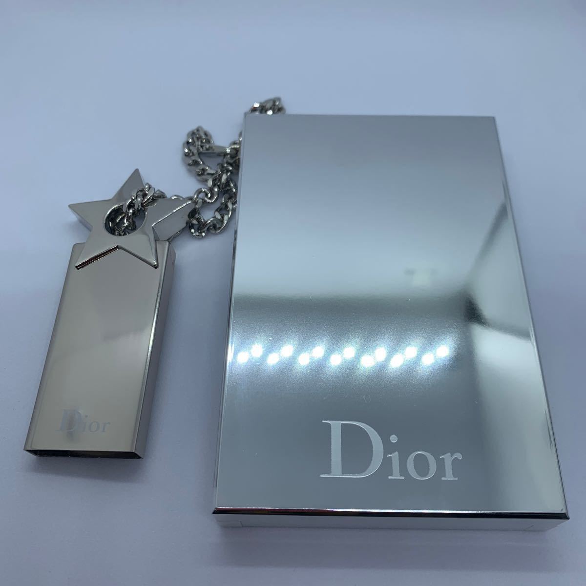 Dior ハイライト フェイスパウダー アイカラー パレット ブラシ Dior ハイライト フェイスパウダー アイカラー パレット ブラシ