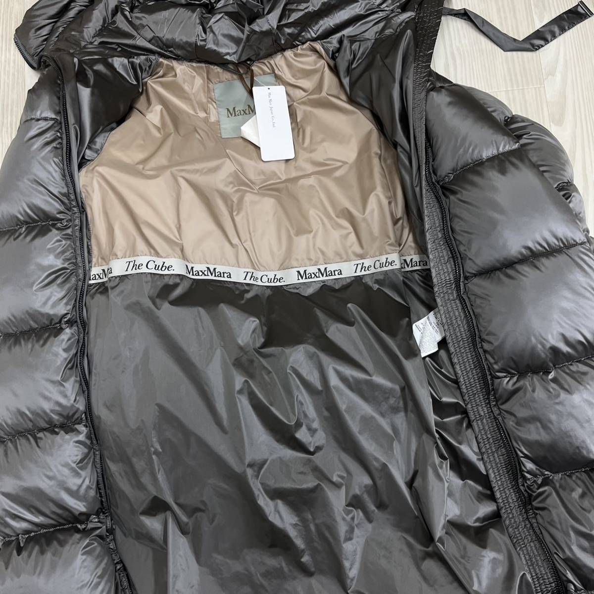 新品未使用 タグ付き Max Mara The Cube マックスマーラ ザ 新品未使用 タグ付き Max Mara The Cube マックスマーラ ザ