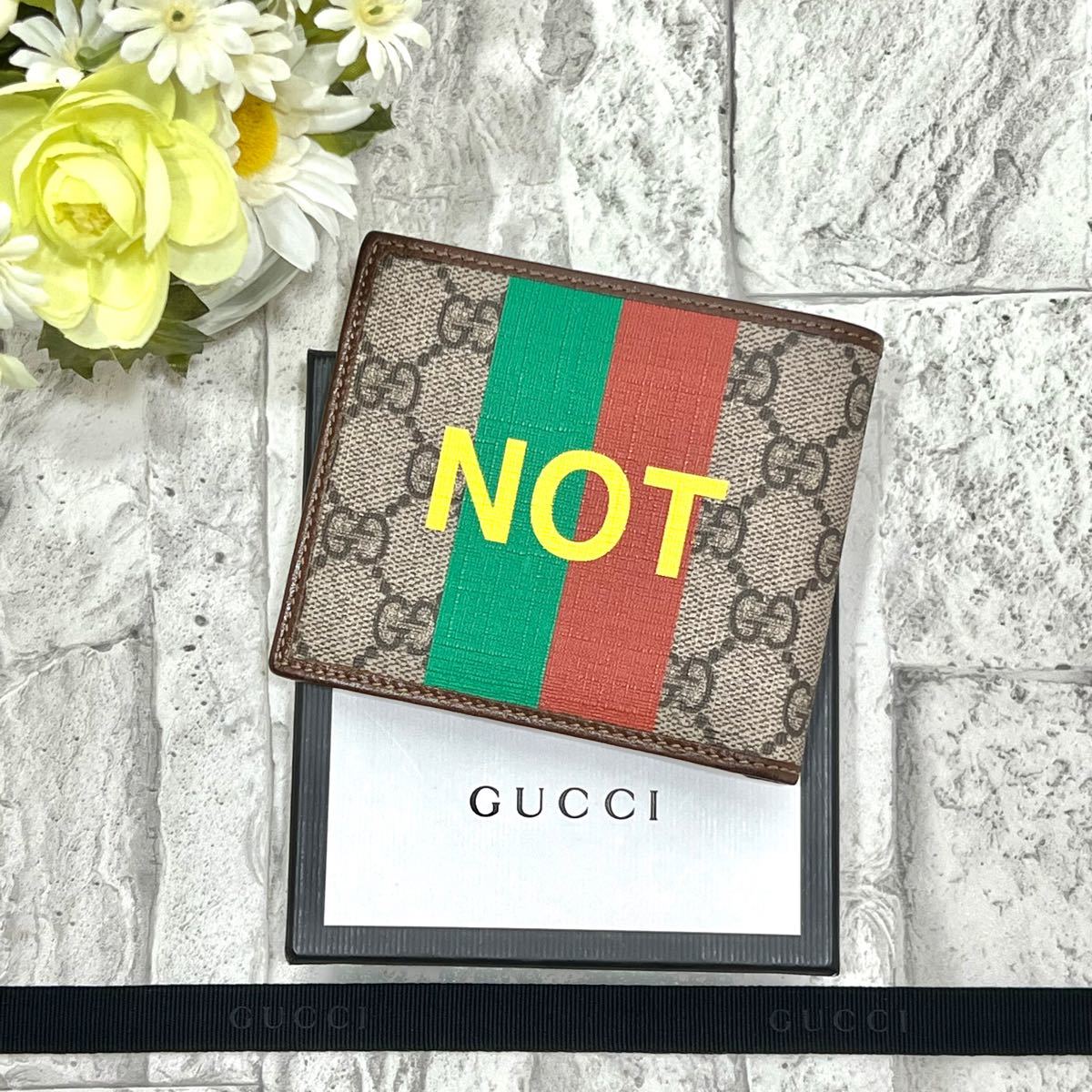 グッチ GUCCI 636167 GGスプリーム 二つ折り財布 折り財布 グッチ GUCCI 636167 GGスプリーム 二つ折り財布 折り財布