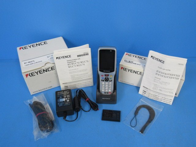 Ω ZZF 9990♪ 保証有 KEYENCE【BT-W70 + BT-WUC7L】キーエンス BT-W70シリーズ ハンディターミナル + 通信・充電ユニット_画像1