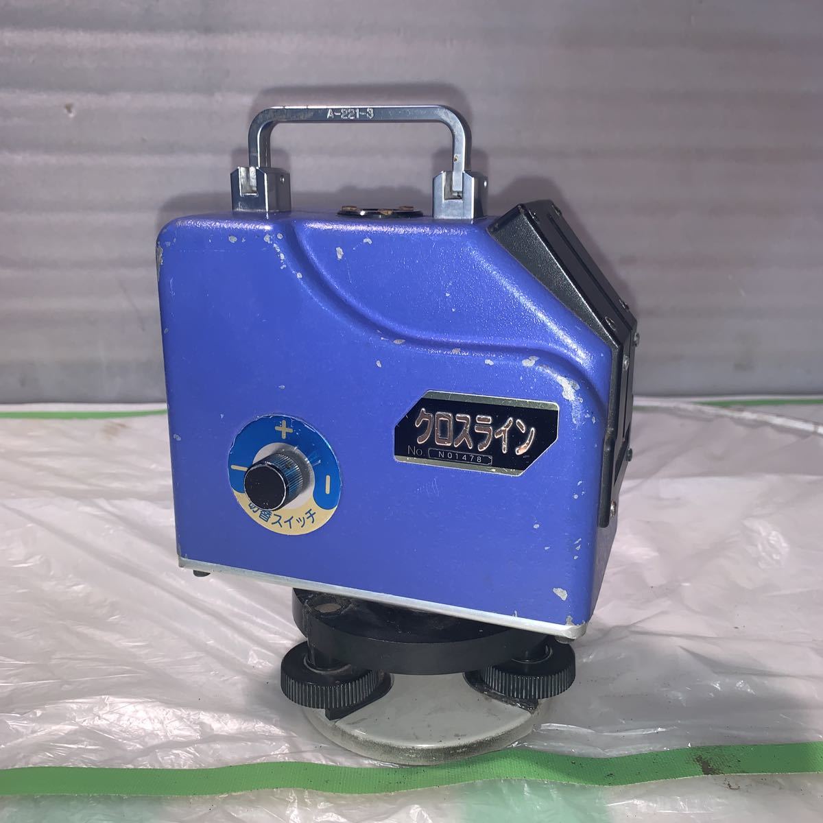 定番人気! sankyo giken N01478【未確認】【M5】【60S】 測量機器 クロスライン 測量機 光学測定器 定番人気! sankyo giken N01478【未確認】【M5】【60S】 測量機器 クロスライン 測量機 光学測定器