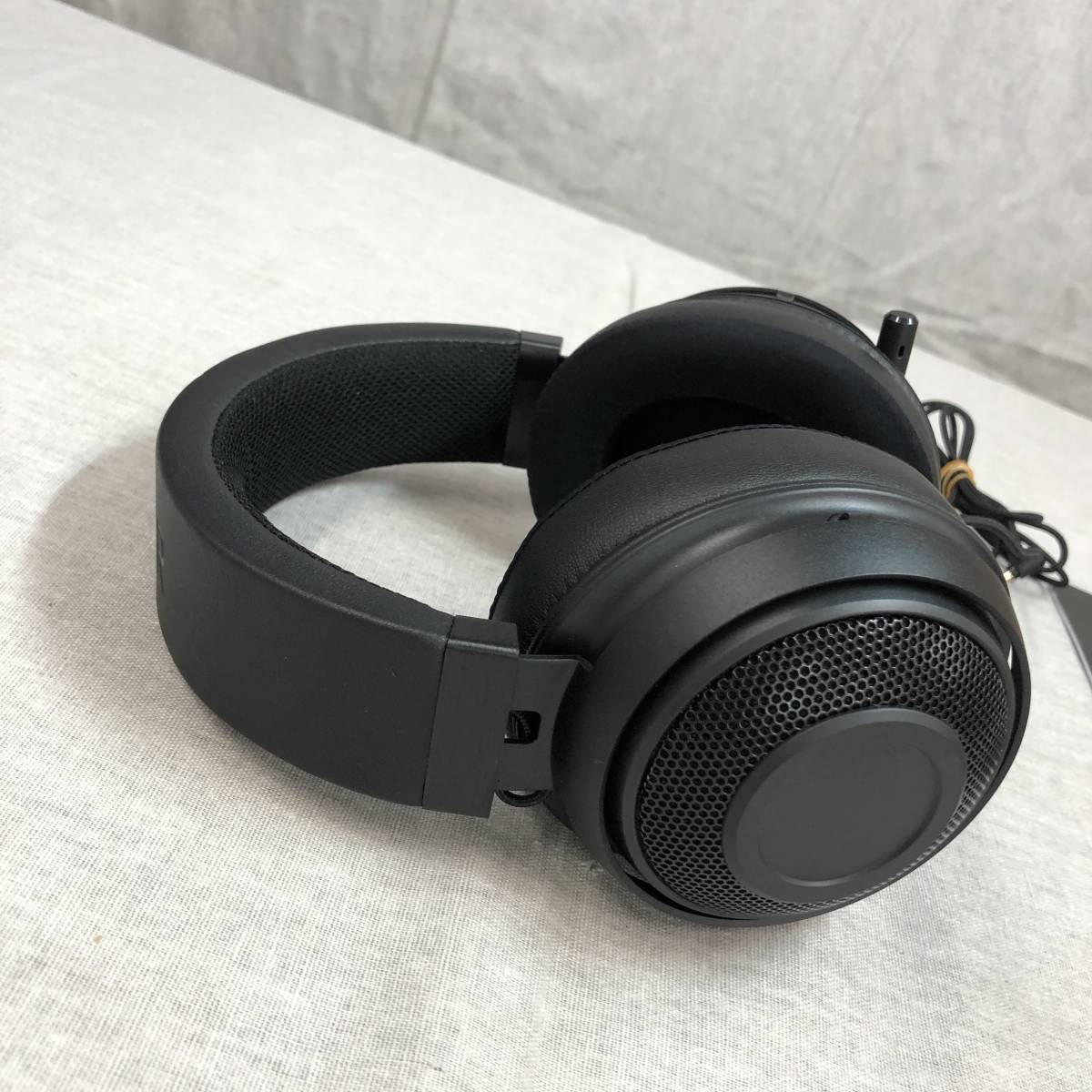 Razer Kraken Black ゲーミングヘッドセット RZ04-02830100-R3M1(ヘッドフォン)|売買されたオークション情報、yahooの商品情報をアーカイブ公開 - オークファン(aucfan.com) Razer Kraken Black ゲーミングヘッドセット RZ04-02830100-R3M1(ヘッドフォン)|売買されたオークション情報、yahooの商品情報をアーカイブ公開 - オークファン(aucfan.com)