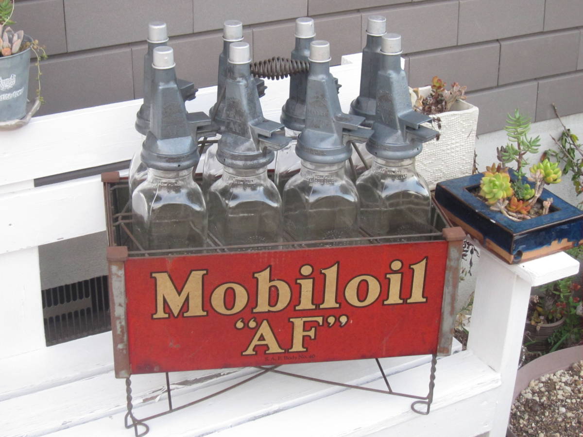 アメリカン ビンテージ! 完品! 19２0年代 モービルオイル8本とラックセット Mobiloil AF Filpruf Bottle with case の画像1