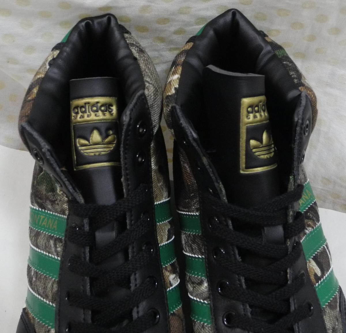  unused goods Adidas montana1990 period camouflage safety shoes safety real tree duck adidas safety montana safety 1990s work shoes 