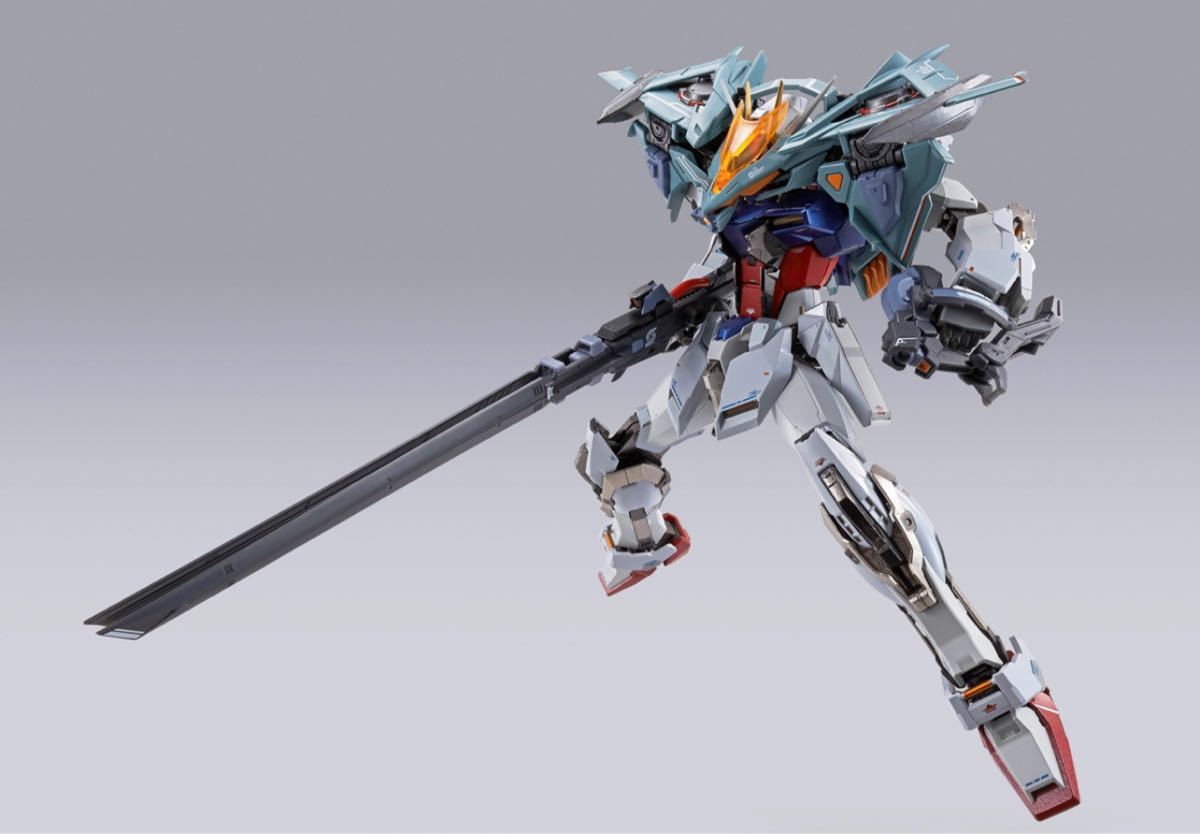 新品未開封！ バンダイ BANDAI METAL BUILD ストライクガンダム