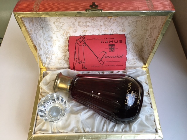 【古酒・未開栓】 CAMUS Carafe Baccarat（カミュ カラフェ バカラ） 初期ボトル？ 700ml 40度 ★クリスタル・替え栓・元箱★