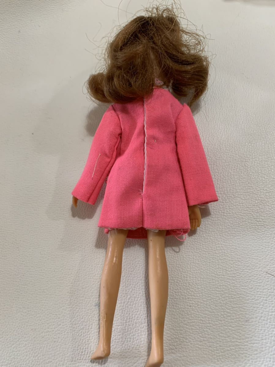 初代リカちゃん ドット付きおへそありボディ 長い刺繍タグ付き服 初代リカちゃん ドット付きおへそありボディ 長い刺繍タグ付き服