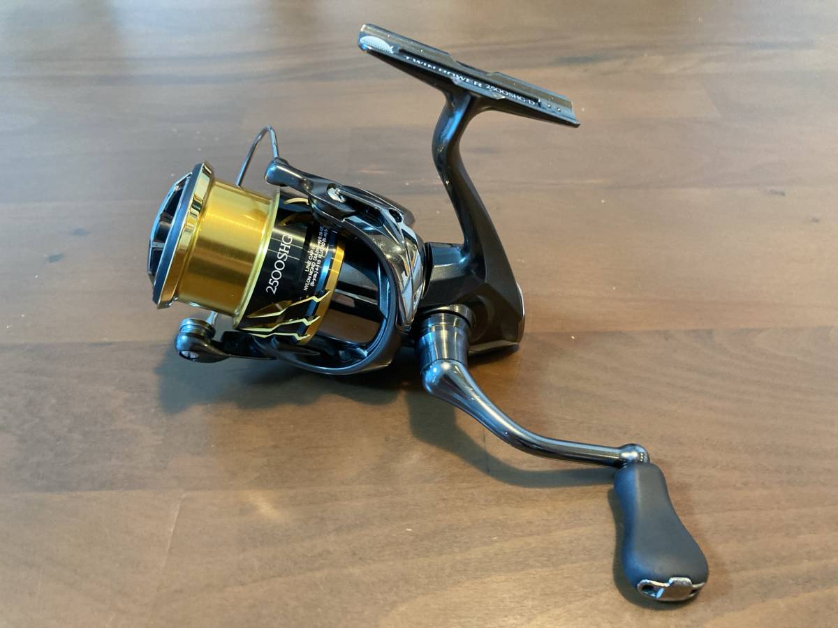 シマノ 20ツインパワー 2500SHG SHIMANO 20 TWIN POWER スピニング
