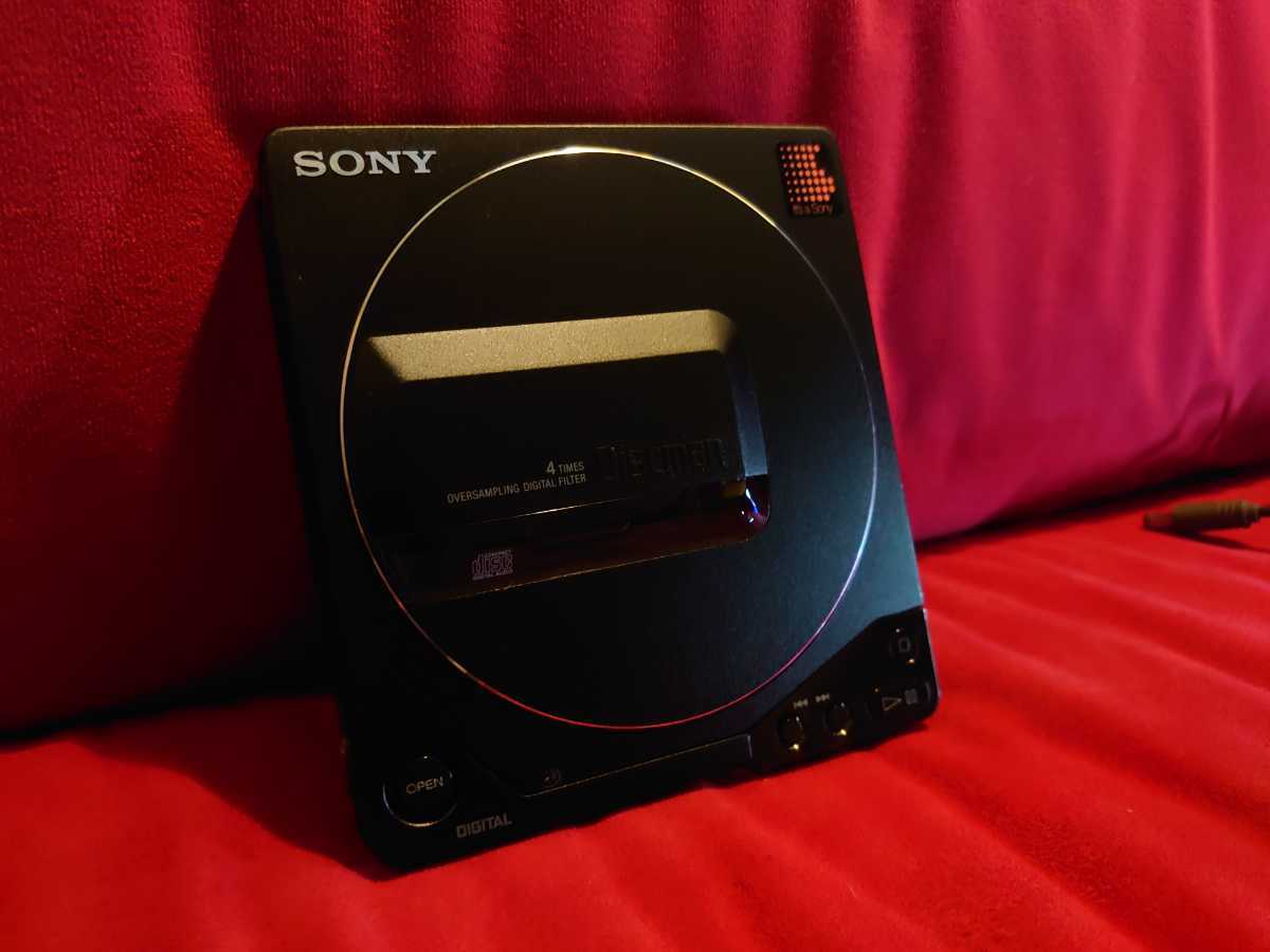 SONY D-250 DISCMAN PORTABLE CD PLAYER WALKMAN ソニー ポータブル CD 