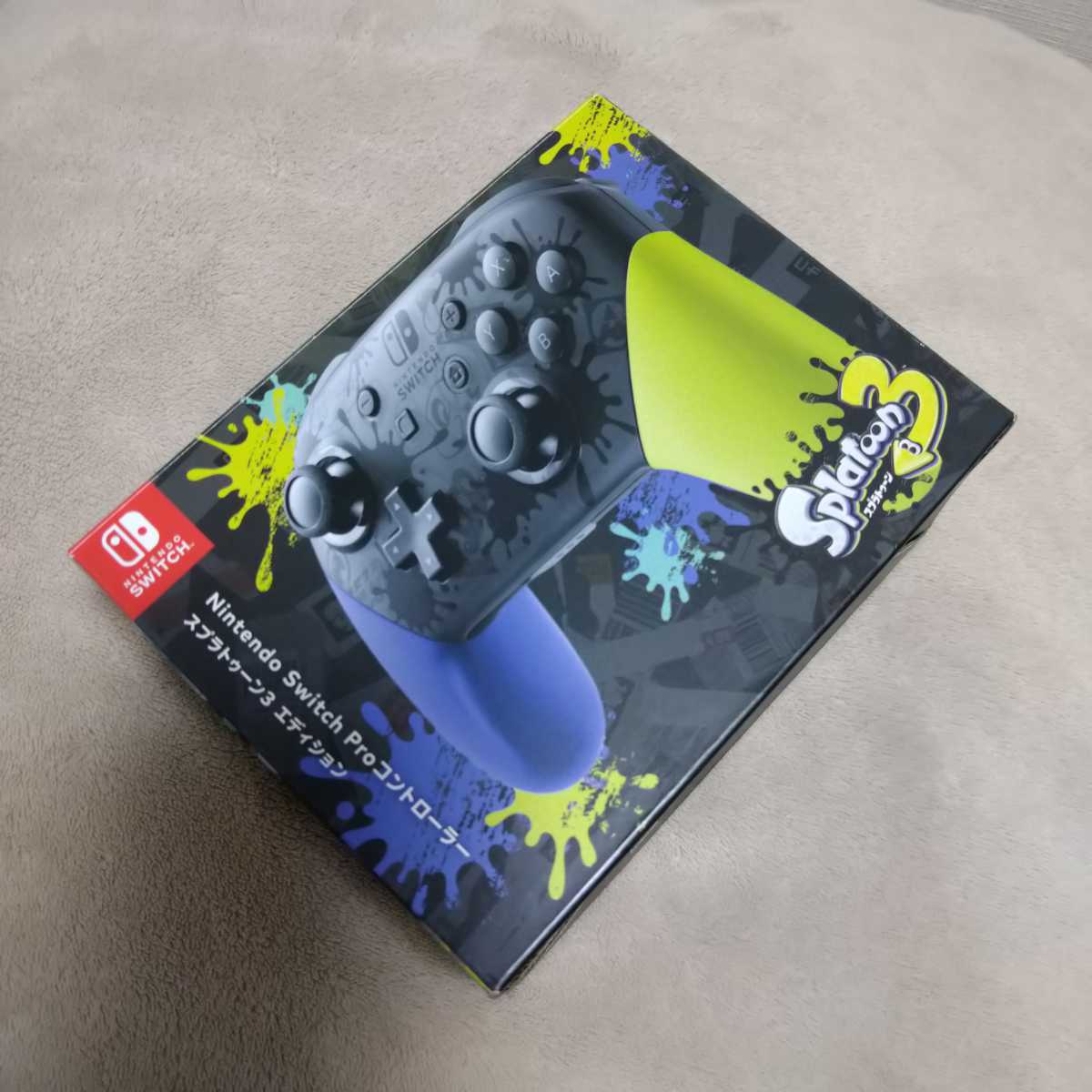 新作 ☆新品未開封☆Nintendo switch pro コントローラースプラ