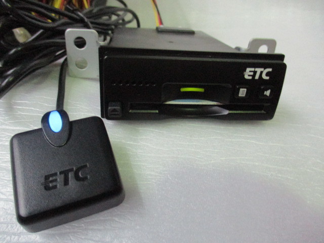 スズキ純正 ETC車載器 EPS04 ビルトインタイプ アンテナ分離型 スズキ純正 ETC車載器 EPS04 ビルトインタイプ アンテナ分離型