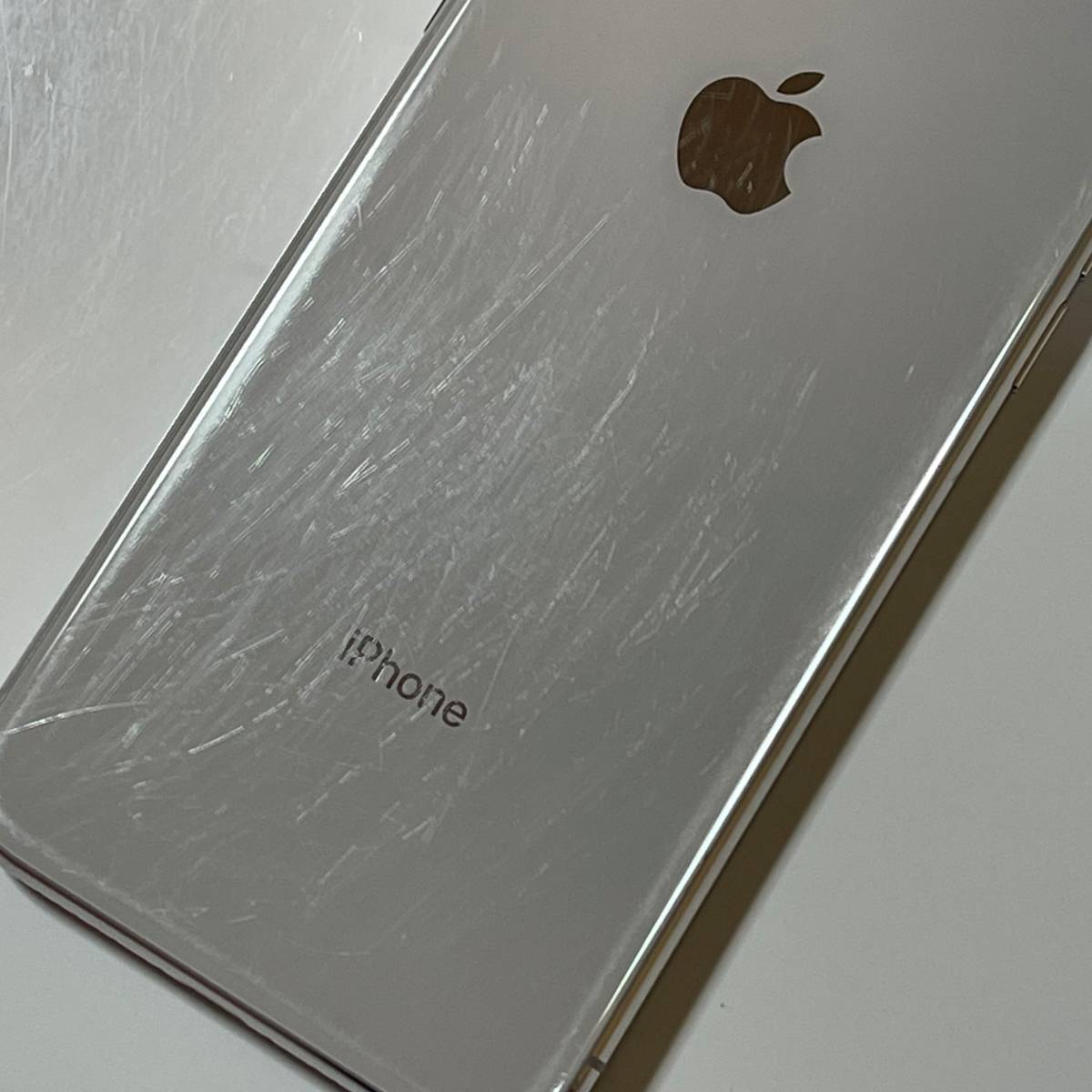 SIMフリー iPhone X シルバー 64GB 3D099J/A バッテリー最大容量100
