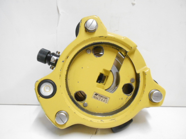 【お取り寄せ】 220701測量☆TOPCON☆トプコントータルステーション(光波) 整準台 測量、角度計 【お取り寄せ】 220701測量☆TOPCON☆トプコントータルステーション(光波) 整準台 測量、角度計