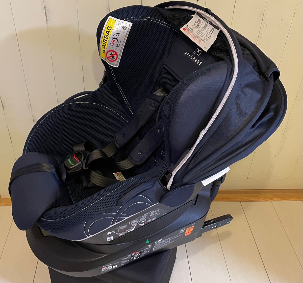 エールベベ クルット4i グランス isofix プラチナネイビー 2017年製