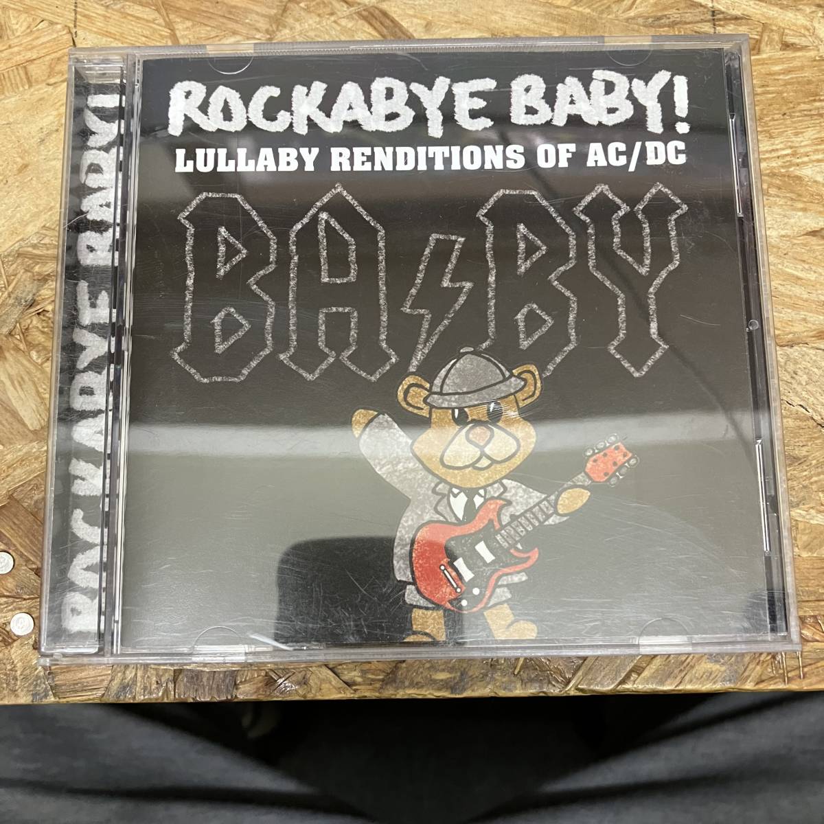 ● ROCK,POPS ROCKBYE BABY! - LULLABY RENDITIONS OF AC/DC アルバム,INDIE CD 中古品の画像1