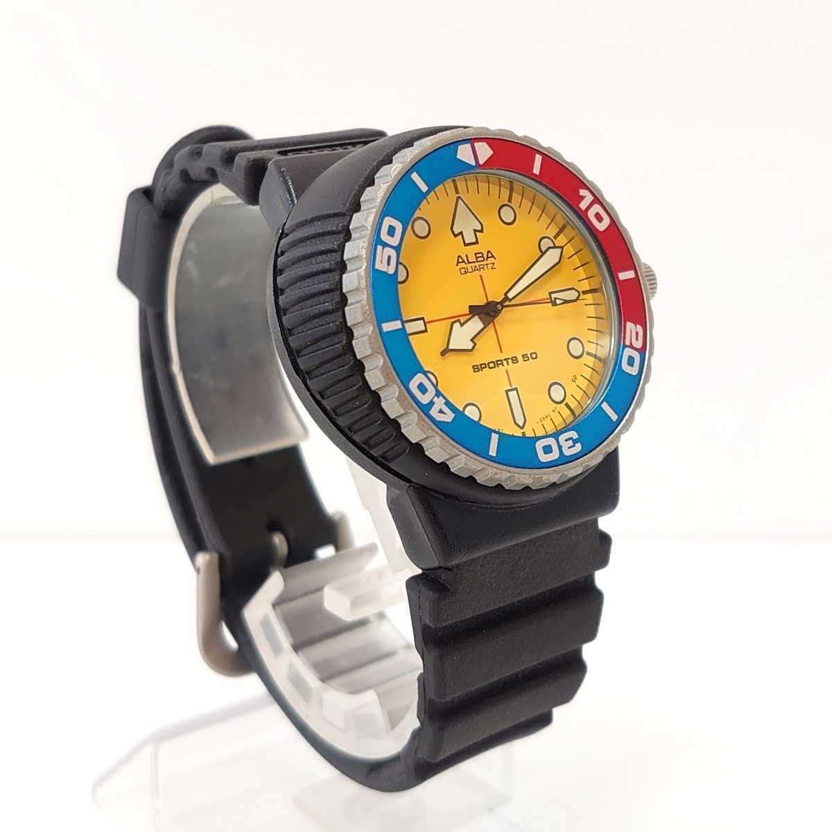 超美品 激レア 80s ヴィンテージ SEIKO ALBA セイコー アルバ メンズ ダイバーズ ウォッチ 360度回転 腕時計 Y481-0560  電池交換済