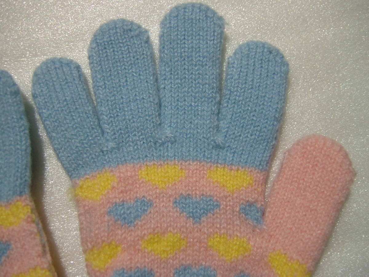  Kids перчатки Heart розовый длина ширина 14×10cm таблица обратная сторона такой же рисунок детский перчатки 