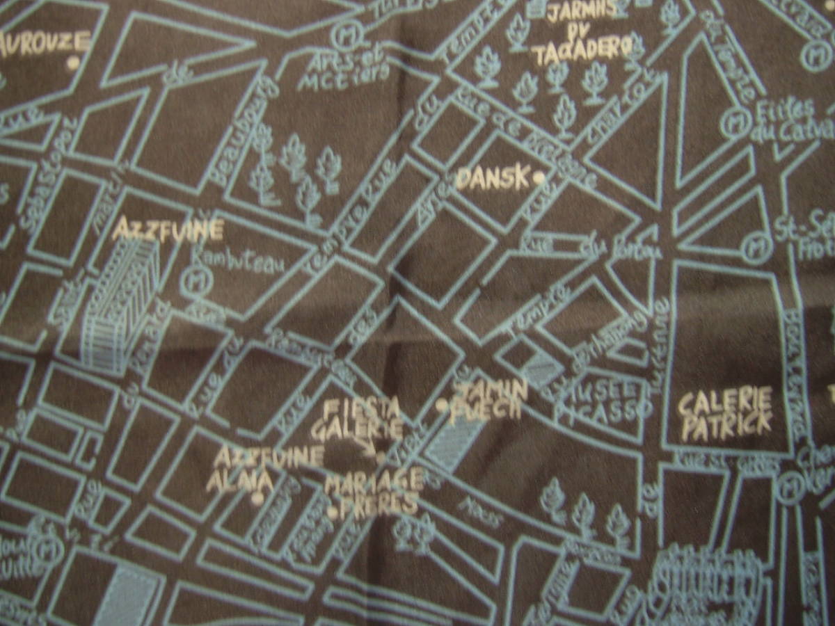 地図柄シルクスカーフ　70×70cm　グレー、ブラウン、水色　絹100％_画像4