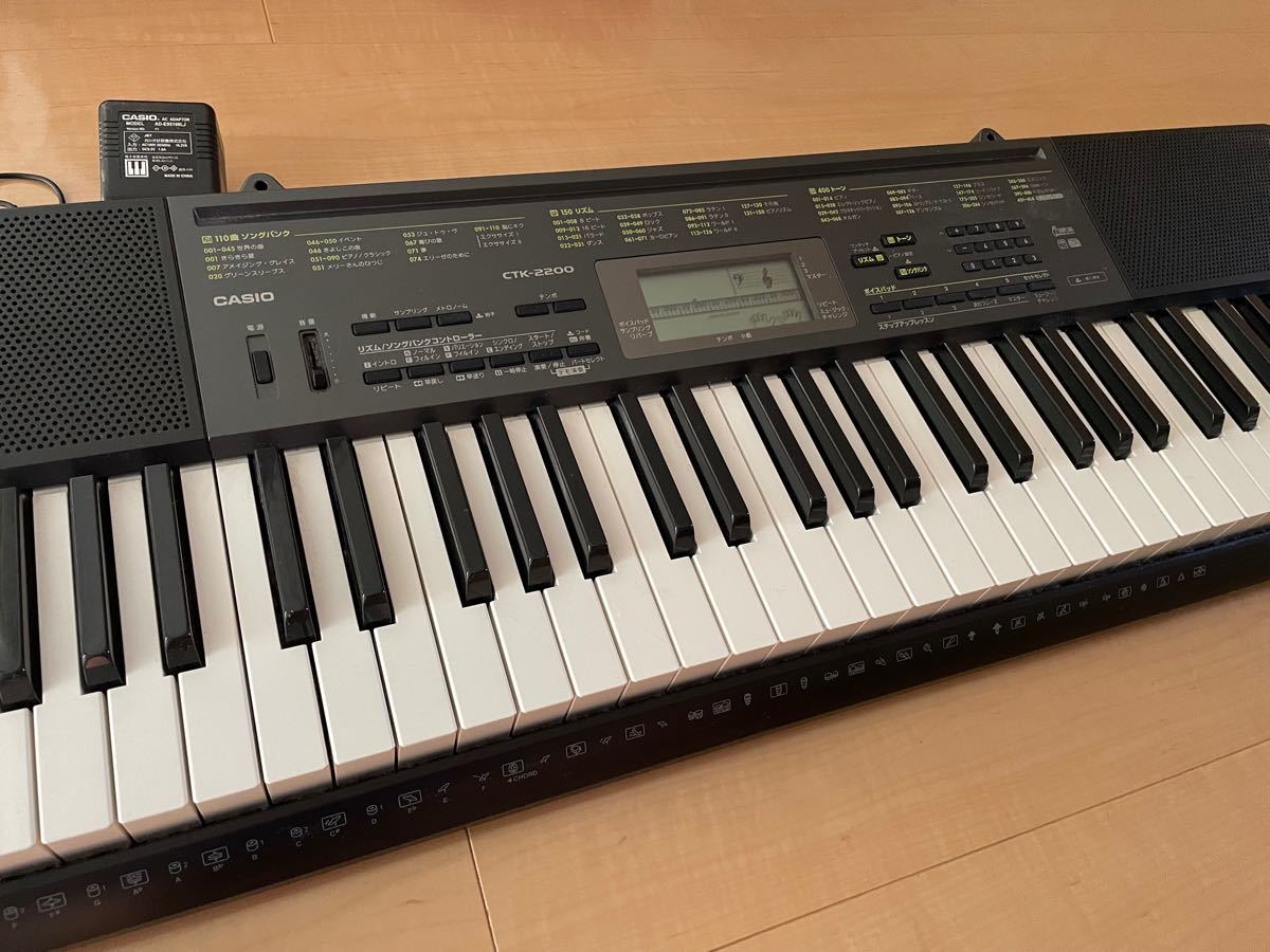 電子ピアノ　キーボード　casio CTK-2200 カシオ電子キーボード