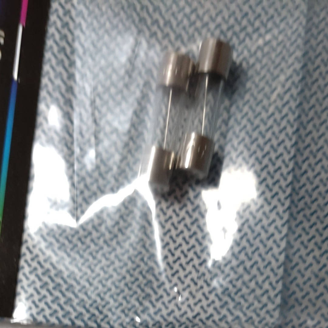 出群 ELPA エルパ :ガラス管ヒューズ20mm MF-2020H エルパ ガラス管ヒューズ 20mm 2本入 250V 7A MF-2070H