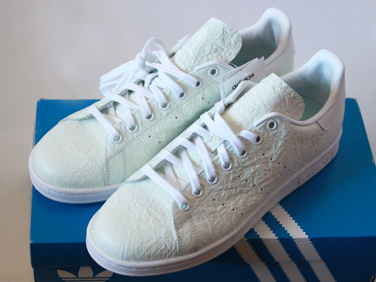 新品 海外限定 スタンスミス W 23.5 ホワイト アイスミントグリーン しわ レザー STAN SMITH W S76666 ADIDAS スニーカー 白 天然皮革_画像2