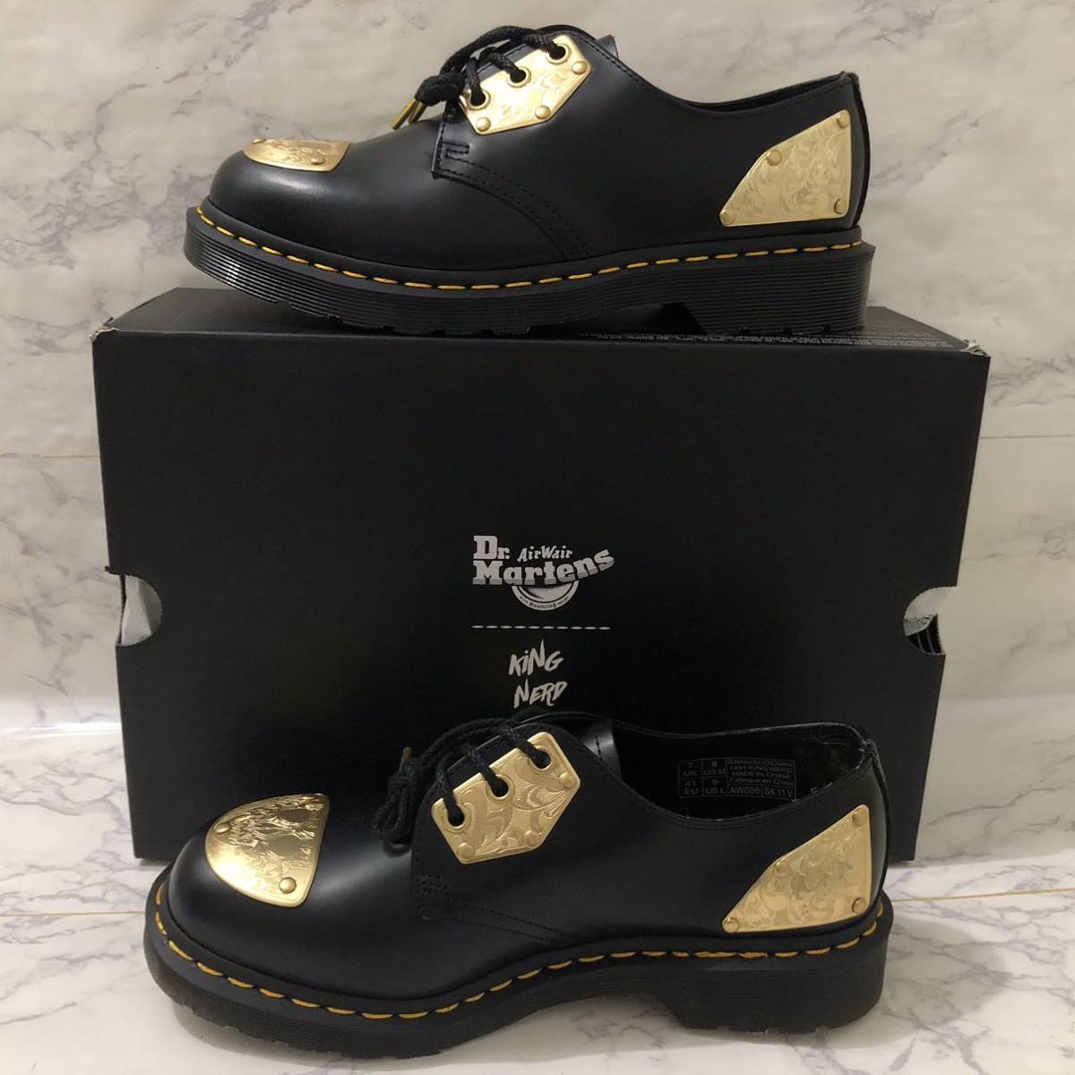 超話題新作 希少 1460足限定 Dr.martens KING NERD 3ホール 金