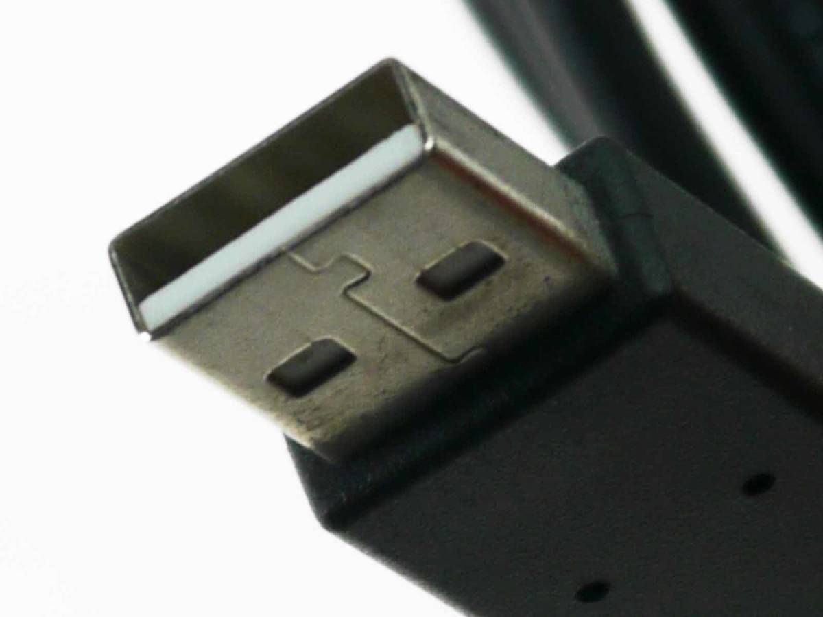 USB延長ケーブル（USB2.0）　ケーブル長約2.0メートル　離れた所にあるUSB機器の接続にとっても便利　動作品　迅速発送　美品