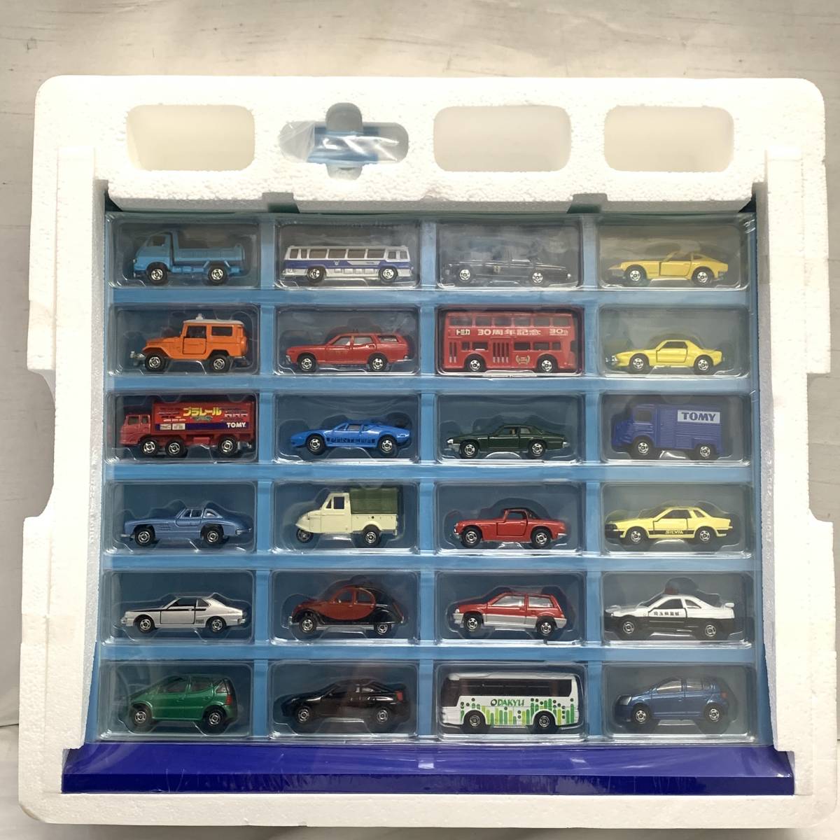 本物品質の トミカ カタログ1980年 ミニカー aob.adv.br