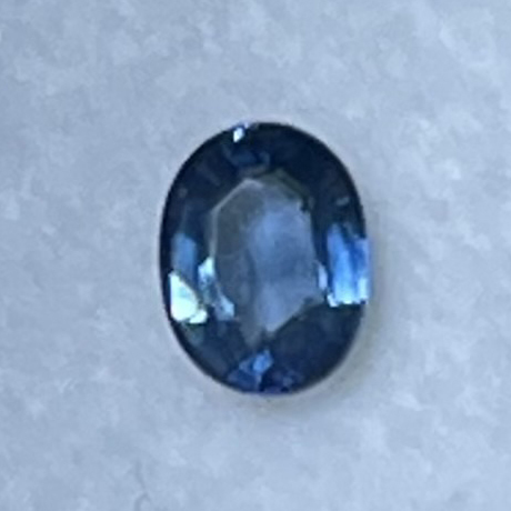 サファイア 0.40ct 5x4mm ルース 天然石 ケース付_画像1