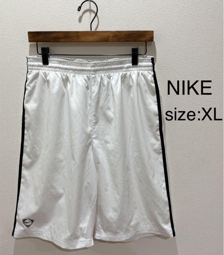 ナイキ NIKE ハーフパンツ ボトムス トレーニング ジム ホワイト XL｜PayPayフリマ