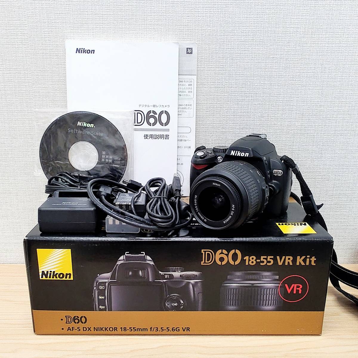 大人気新作 Nikon デジタル一眼レフカメラ D3200 レンズキット AF-S DX