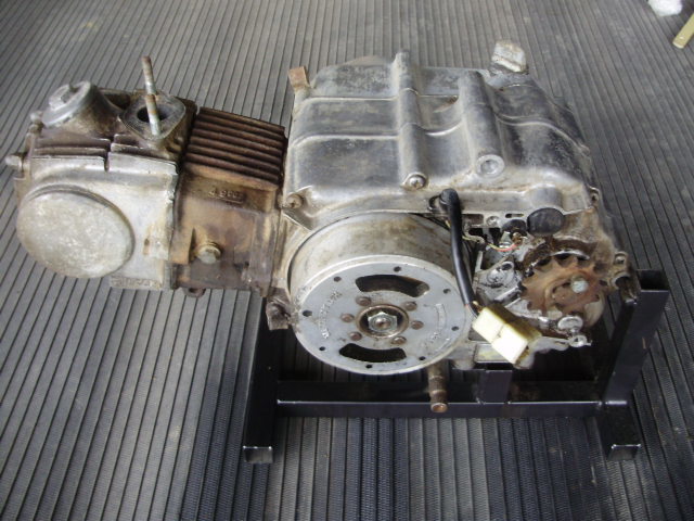 Z50M CZ100 OHC モンキー 片角 両角エンジン 6V 希少 当時物 - www