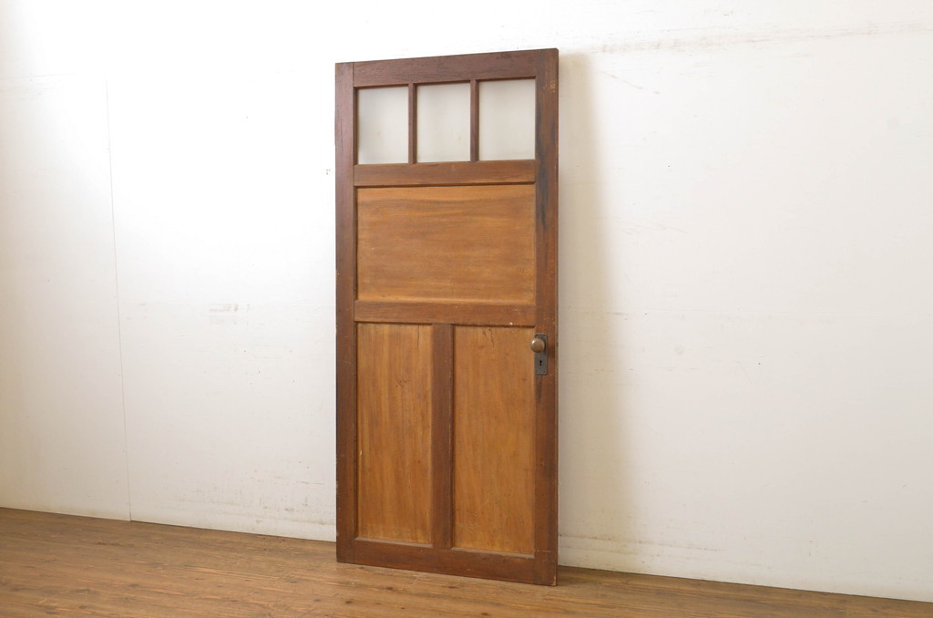 R-062977　アンティーク建具　大正ロマン 古い洋館の鏡板欅(ケヤキ)材製ドア1枚(扉、木製扉、玄関ドア)