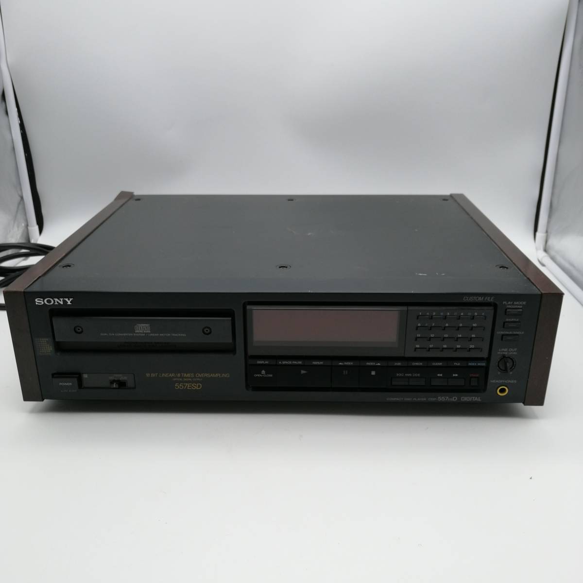 t1509 SONY ソニー CDプレーヤー CDP-557ESD オーディオ機器 現状品