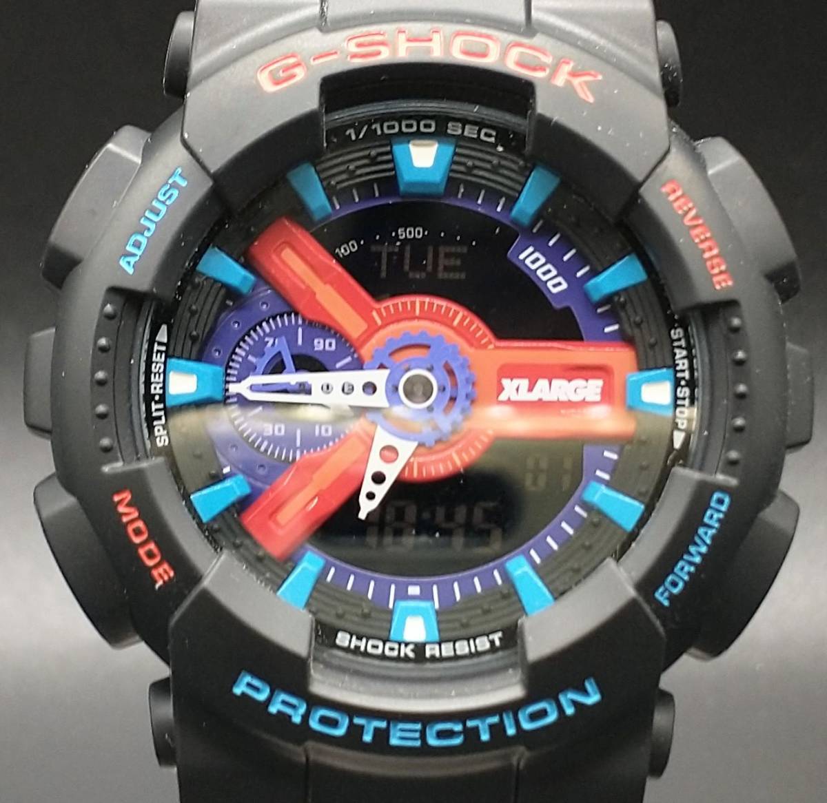 【即決・美品】CASIO カシオ G-SHOCK GA-110 XLARGE 30周年コラボ 箱、説明書付き 電池式腕時計