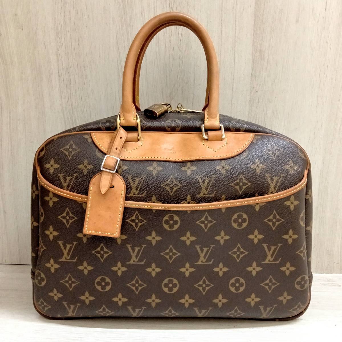 LOUIS VUITTON ルイヴィトン モノグラム MB0065 トゥルーヴィル M42228