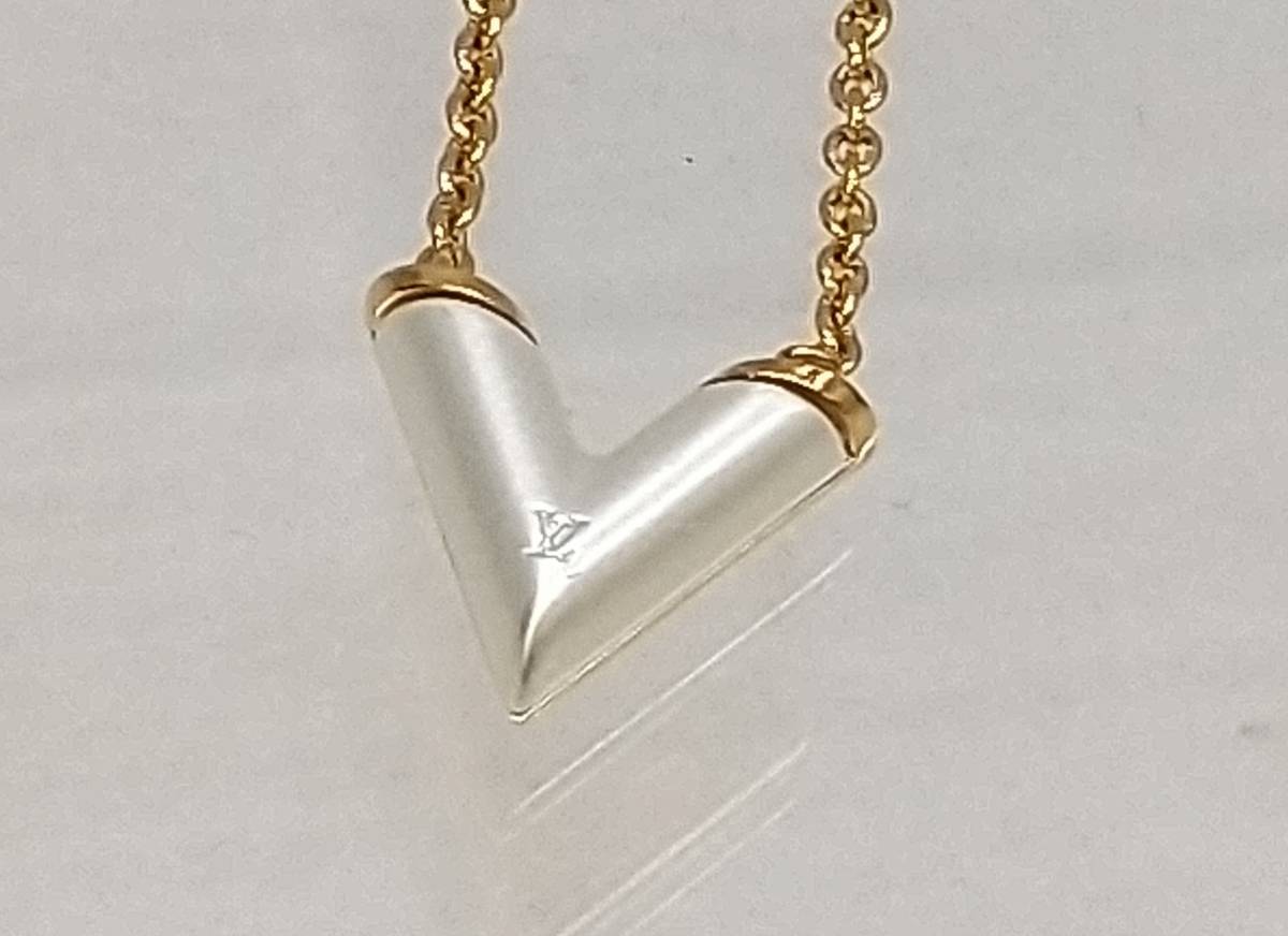 ルイヴィトン ネックレス M69618 エセンシャル パール V 約40+5cm