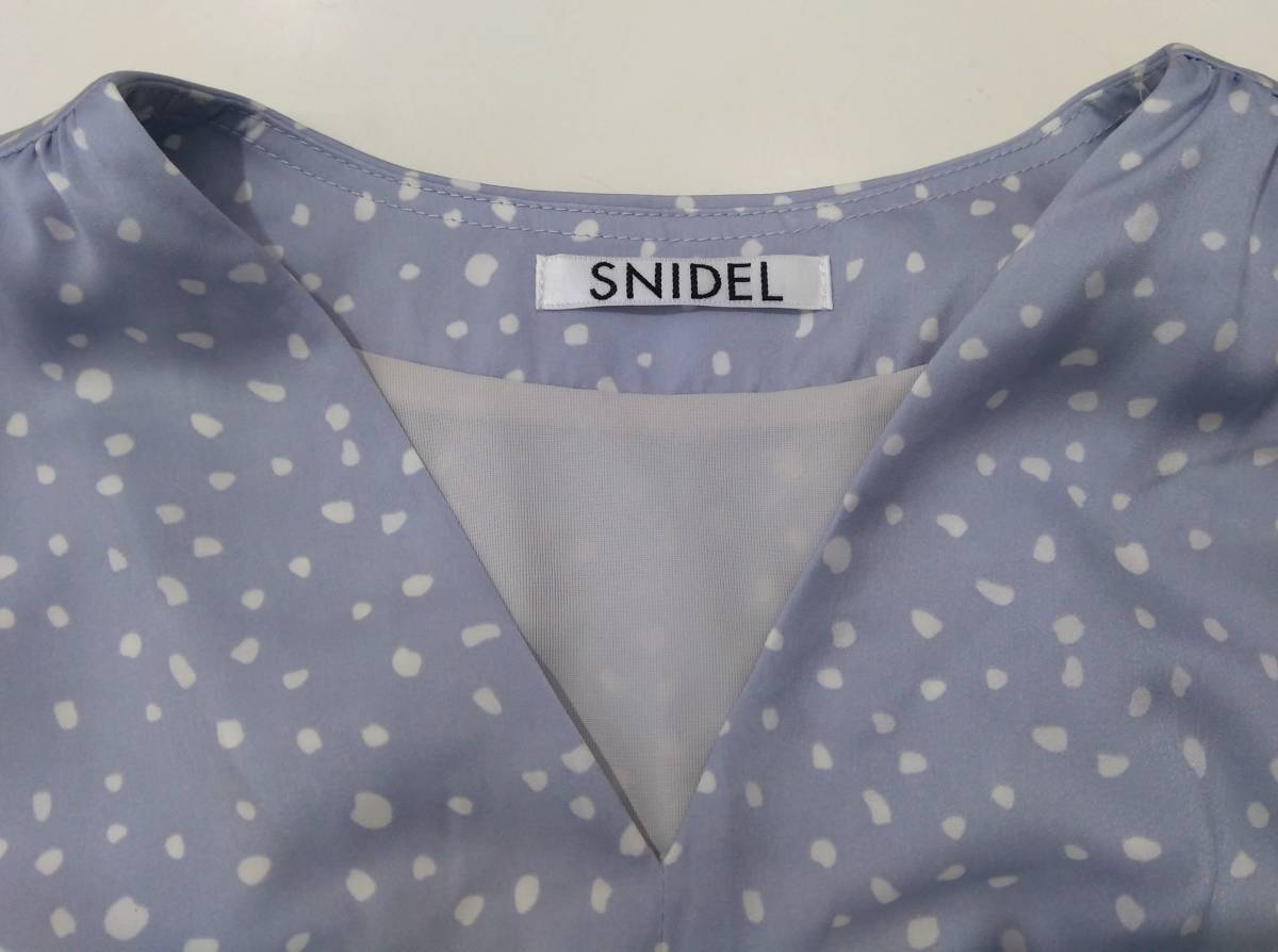 snidel Snidel One-piece dot pattern polka dot light gray series lady's size F