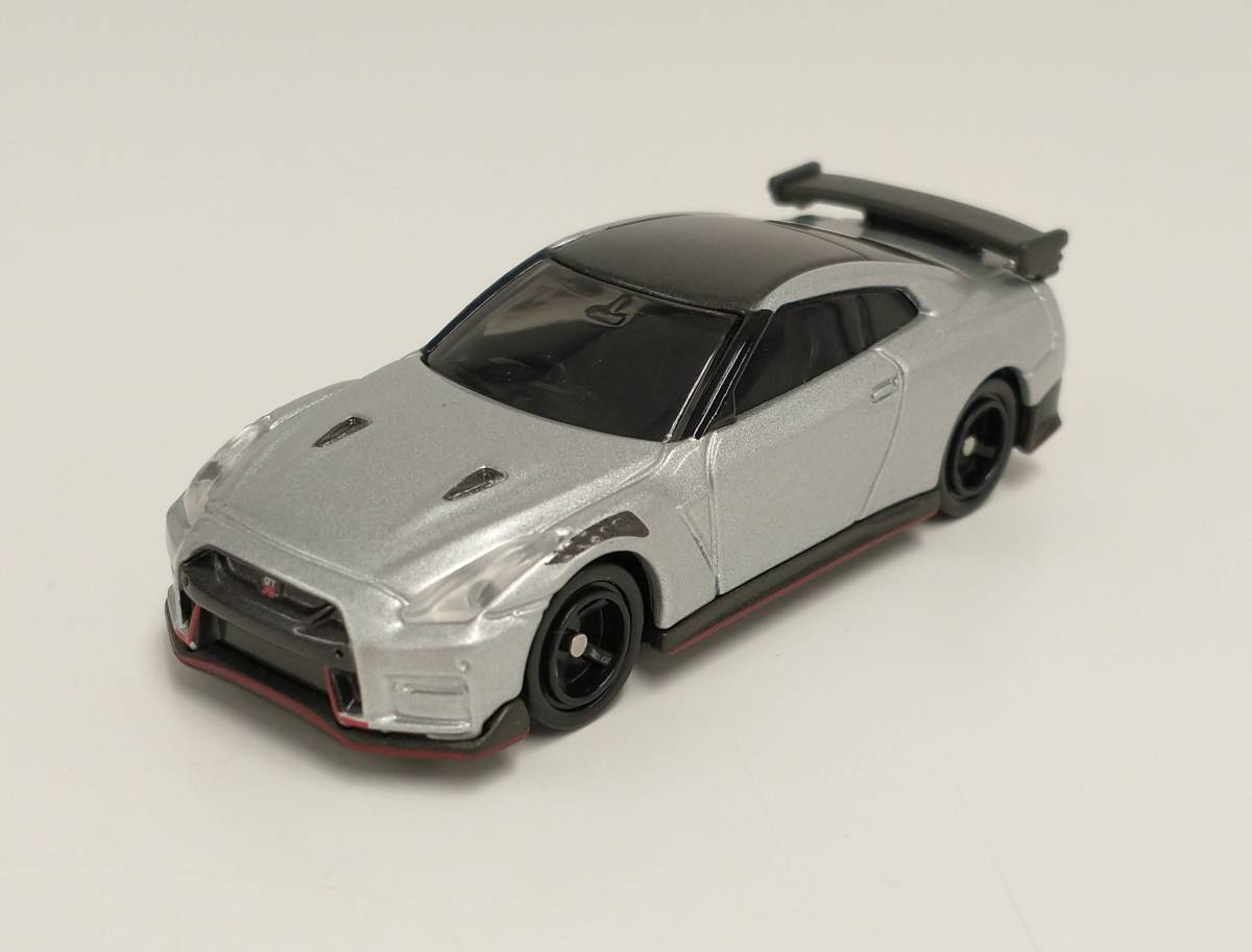 トミカ 日産 GT-R NISMO MODEL CAR COLLECTION ミニカー_画像2