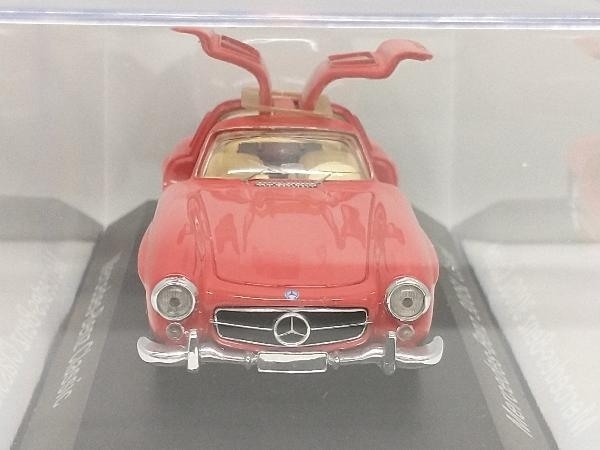  Schuco 1/43 Mercedes Benz 300SL coupe red 