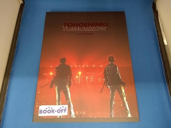 東方神起 LIVE TOUR 2018 ~TOMORROW~(初回生産限定版)(Blu-ray Disc)_画像1