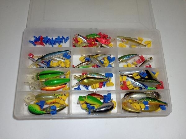 ヤフオク! - ジャンク BASS ルアー ルアーセット アウトドア オンライン売れ筋 バスルアー 50点セット ルアー用品